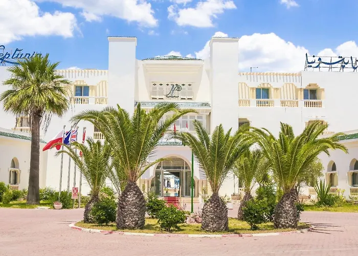 Hotel Neptunia Skanes